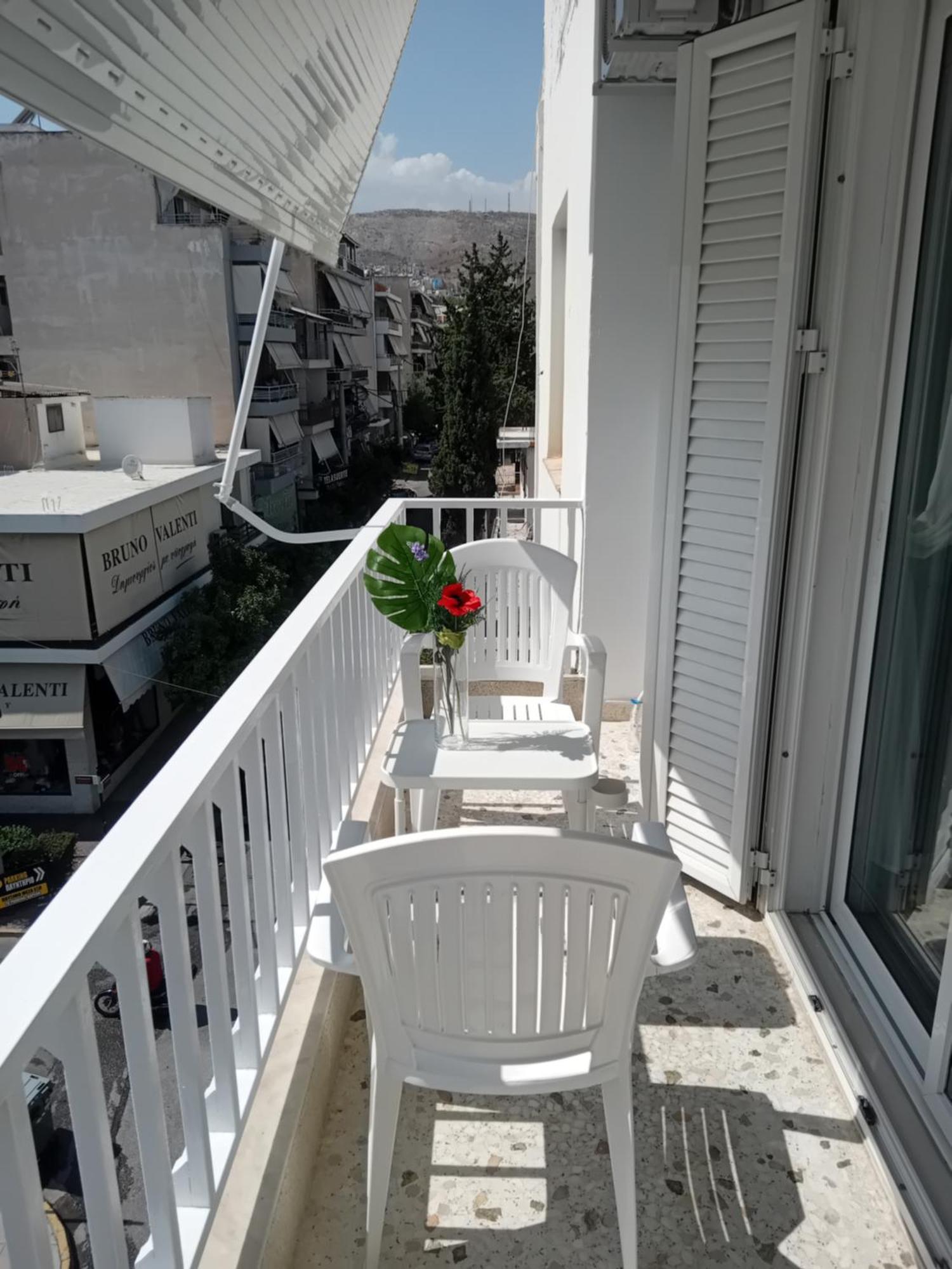 Vestige Shared Apartment Pireusz Kültér fotó